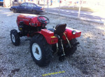 malotraktor TY254, 3VALEC, 4X4, SERVO RIADENIE, KARDAN, HYDRAULIKA – fotka 4